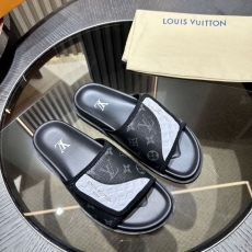 Louis Vuitton Slippers